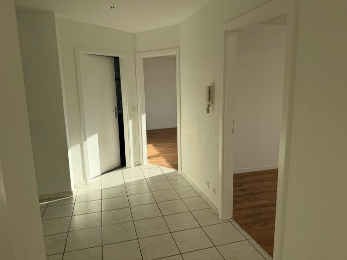 Appartement rénové de 3 pièces à proximité de la frontière – Diele
