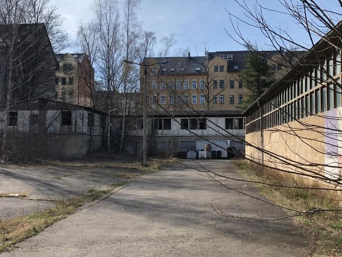 Innerstädtische Baugrundstück - Geschoßwohnungsbau - Wohnen - mit Altbestand – Bild 7