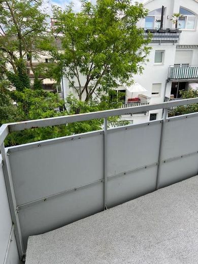 Francoforte Niederrad: Bellissimo appartamento di 2 locali con balcone – Balkon