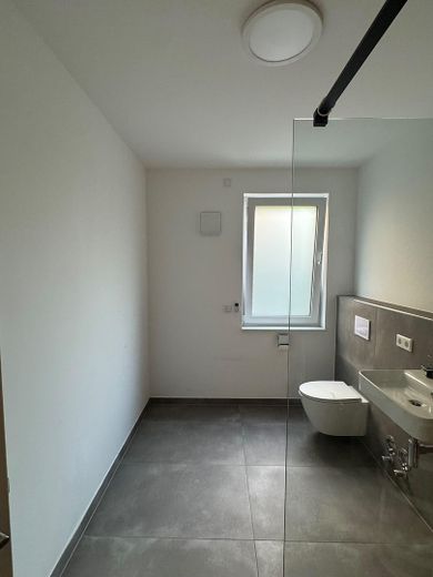 EG-Wohnung mit Terrasse und Garten Röllinghausen – Bad
