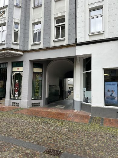 Großzügiges Wohnen auf zwei Ebenen - 3 Schlafzimmer und gepflegtes Ambiente in Hagen-Hohenlimburg – Foto 4