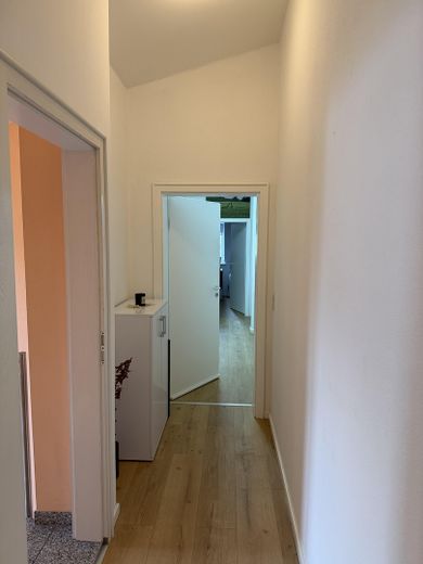 Apartamento elegante sin comisión Bad Endorf/ 3 hab., ascensor, plaza de aparcamiento – Foto 23