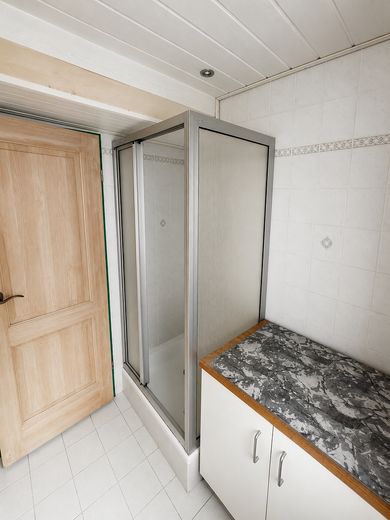 Eigennutzung oder Kapitalanlage: 1-Zimmer-Appartement in Passau Haidenhof Süd – Bad mit Dusche