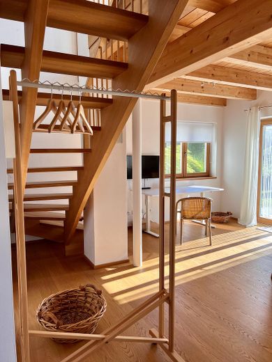 Lichtovergoten maisonette met eigen tuin & twee terrassen op rustige locatie, nabij het bos – Foto 6