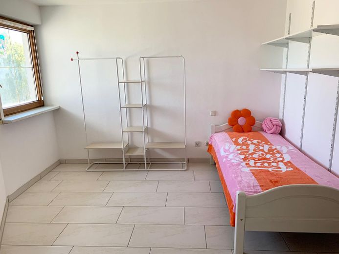 Beau 3 pièces cuisine salle de bains ensoleillé de 72 m² à Schwabmünchen avec surface supplémentaire sous les combles (surface utile) – Kinderzimmer
