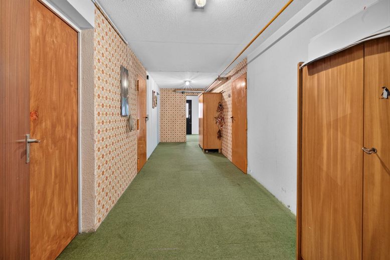 Provisionsfreies Einfamilienhaus mit Einliegerwohnung und Garage – Foto 34
