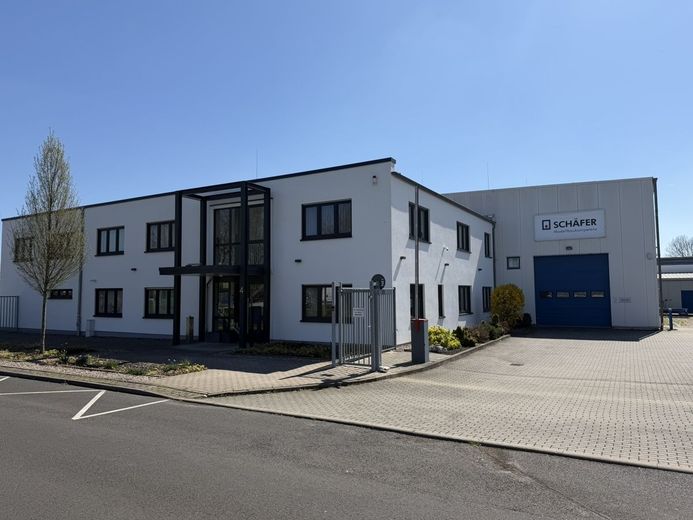 Gewerbeimobilie mit Büro- und Hallenflächen kurzfristig verfügbar – IMG_0319