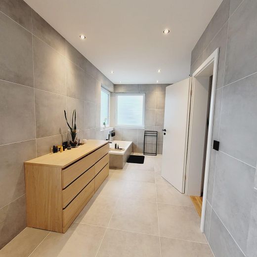 Badezimmer, Badewanne