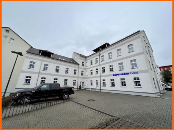 Gewerbe mit 4 Räumen, Küche und WC! Großer Parkplatz direkt am Haus! – Foto 1