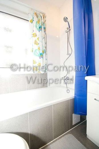 Modern, centrally located 2-room apartment with DSL – 4e76617d5c2ff2f0f398689b7e22ac731b765207.jpg