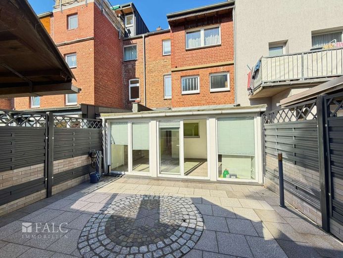 PROVISIONSFREI - Stadthaus für die Familie, Mehrgenerationen oder zur Vermietung – Terrasse mit Südausrichtung