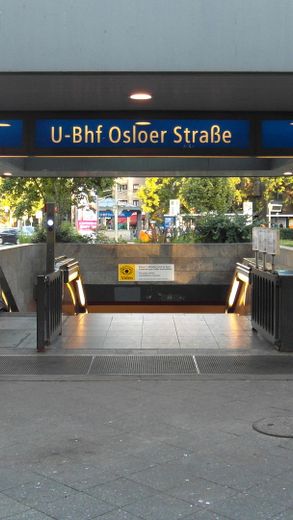 Luminoso apartamento antiguo de 1 habitación con cocina independiente – disponible para ocupar de inmediato – U-Bahn Osloer Straße