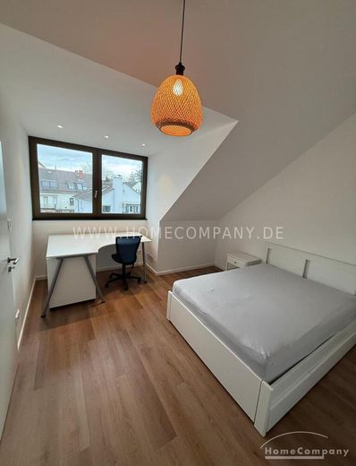 Rödelheim 8072694 – Modernes Dachgeschoss mit Balkon  &  hochwertiger Ausstattung – 3796470d6417358f3252424edd414c73d943ef03.jpg