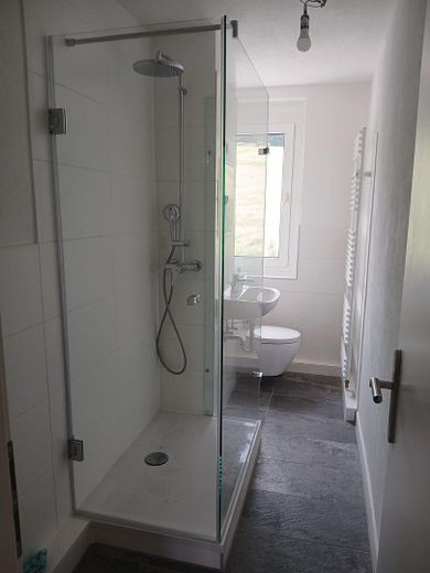 Bad mit Dusche
