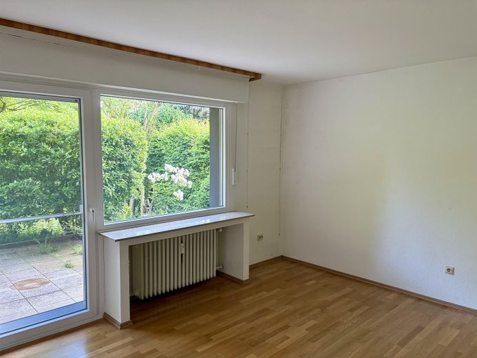 Gepflegtes Zweifamilienhaus auf Erbpacht mit Potenzial in Datteln! – Schlafzimmer 1 EG