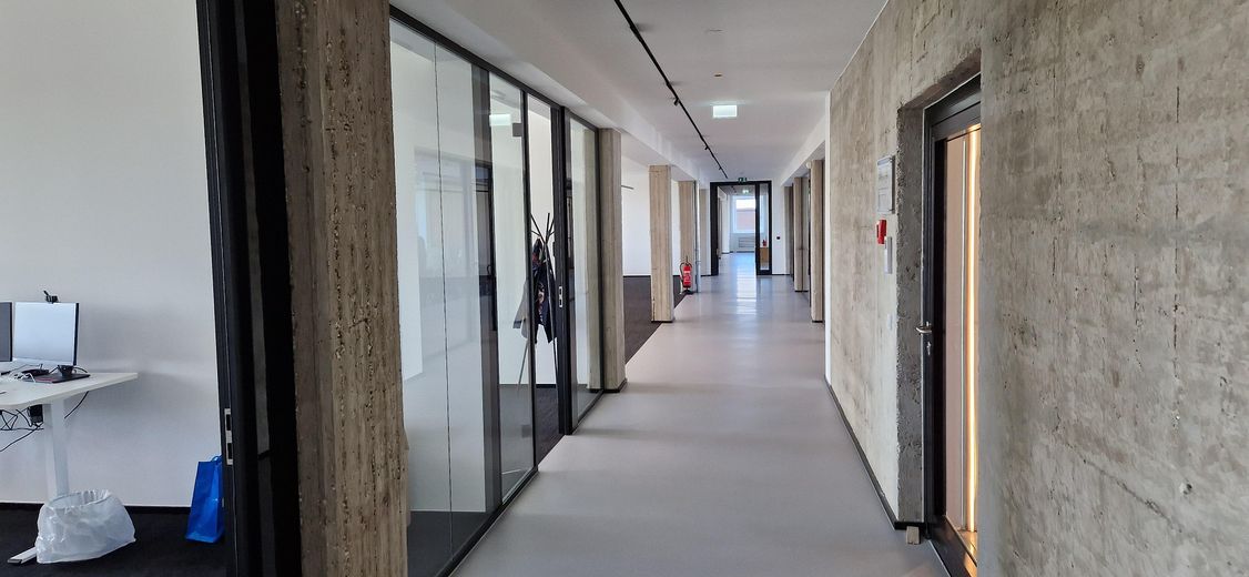 Langfristige Untervermietung | Moderne Co-Working Arbeitsplätze| nahe Hauptbahnhof Essen – Flur
