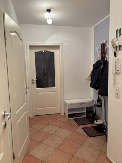 Bodden ile Baltık Denizi arasında – Flur und Garderobe