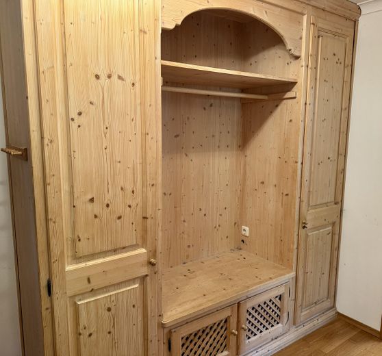 Frisch renovierte stilvolle, helle Wohnung – Photo 8