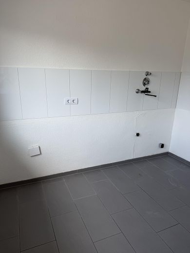 Ruhige Wohnung mit Gartennutzung im 1. OG – Küche