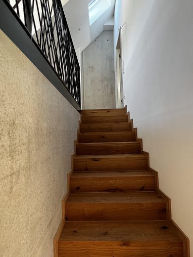 Neuwertiges 4-Zimmer-Penthouse mit Dachterrasse, Aufzug & Deckenkühlung in best Lage – Foto 6