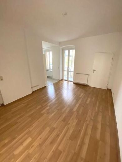 Preiswerte 3-R-Wohnung in MD-Sudenburg im 1.OG ca.62m² mit BLK. zu vermieten. – Wohnzimmer