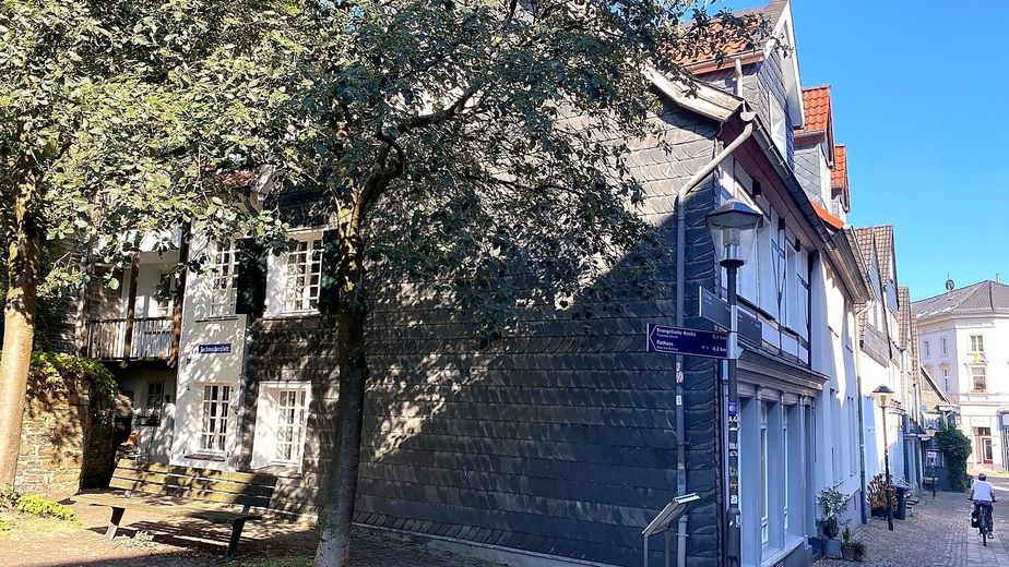 Historisches Ladenlokal am Tuchmacherplatz - Laden oder Büro – Ecklage Tuchmacher Platz