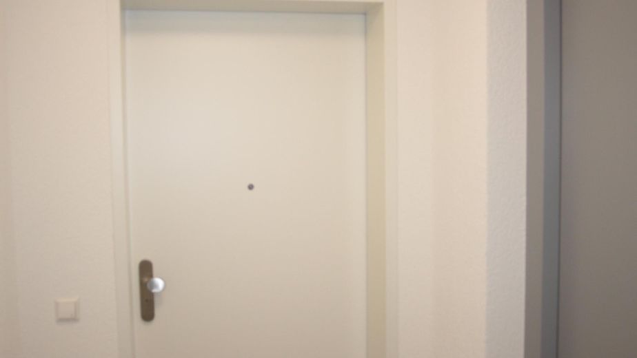Seniorengerechte 3 Zimmer Wohnung im Herzen von Endingen zum Erstbezug! – Eingangstüre