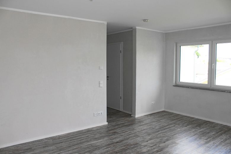 Objekt Domblick 61, 53639 Königswinter Thomasberg WE 04 – Wohnzimmer / Flur