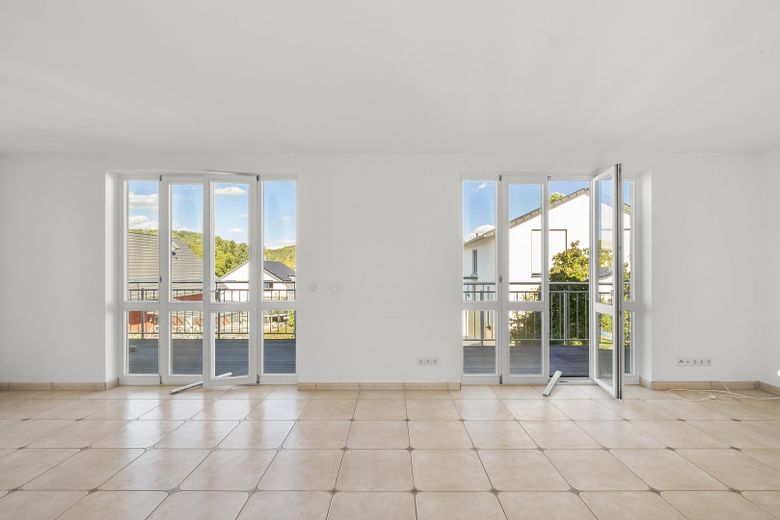 Casa familiare di 239 m² con piano giardino flessibile – senza provvigione – Esszimmer Bild 1