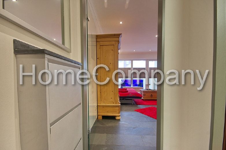 Modern ingericht appartement met balkon, parkeerplaats voor auto en directe nabijheid van de U 35 – 642edd46fb461cda105814b85fa7cc5916d5f2d8.jpg