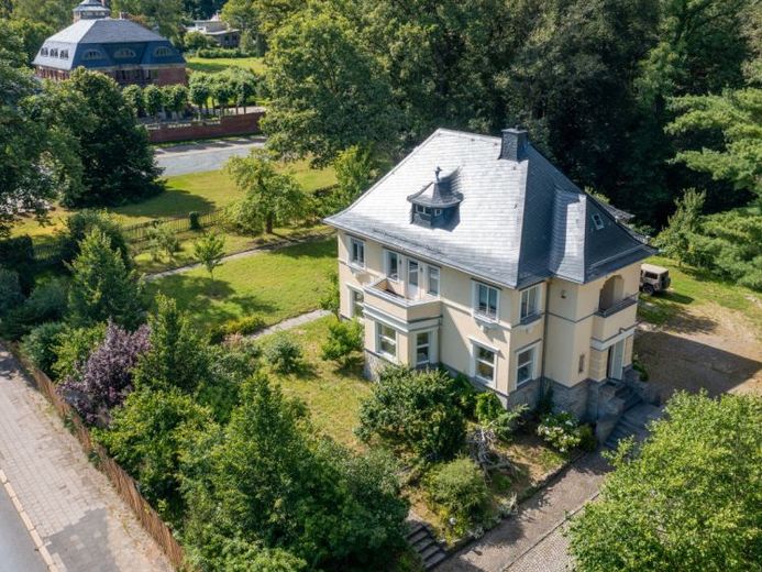 Historisches Schmuckstück in Gera-Debschwitz – Werden Sie der neue Eigentümer! – Foto 1