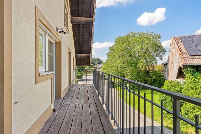 Wunderschöne, helle Galeriewohnung 4-Zimmer – Balkon Süd-Osten