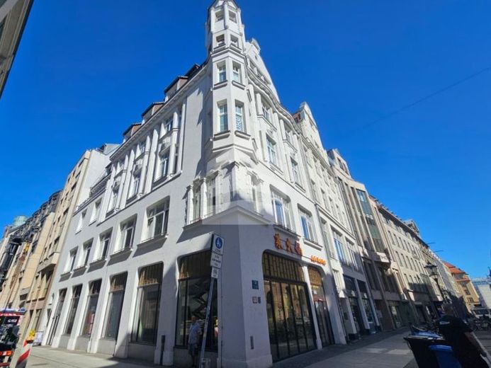 BUERO.fläche in repräsentativer Innenstadtlage mit Balkon - Möblierung möglich – Foto 1