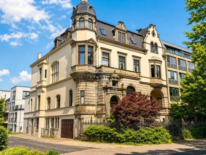 Bremer Kulturdenkmal: Eindrucksvolle Villa mit außergewöhnlichem Ambiente zu verkaufen. – Foto 1