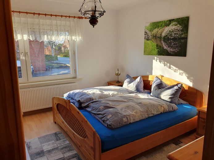Schlafzimmer untere Wohnung