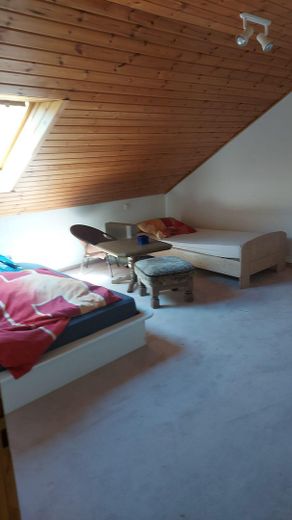 Schlafzimmer mit opt. Möbel