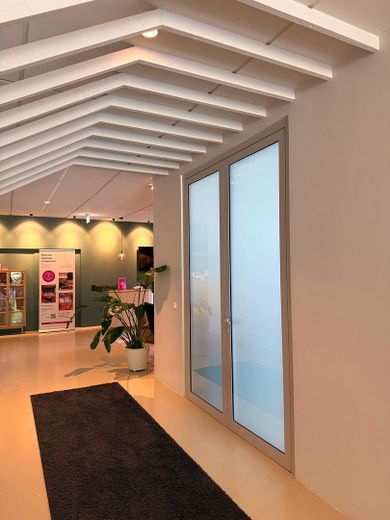 Besondere Gewerbefläche als Büro, Atelier, Praxis oder Lager – Flur 