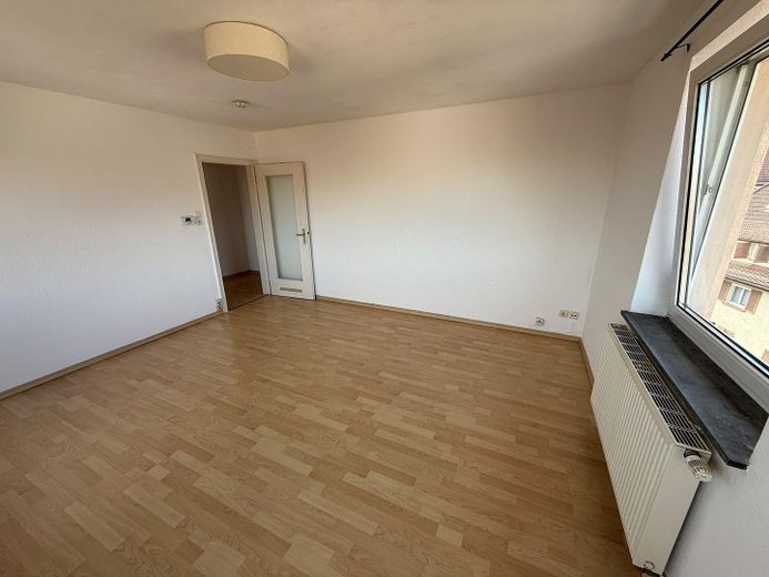 PROVISIONSFREI: Helle 1-Zimmer-Wohnung mit Panoramablick & Loggia in Stuttgart-Ost – Zdjęcie 10