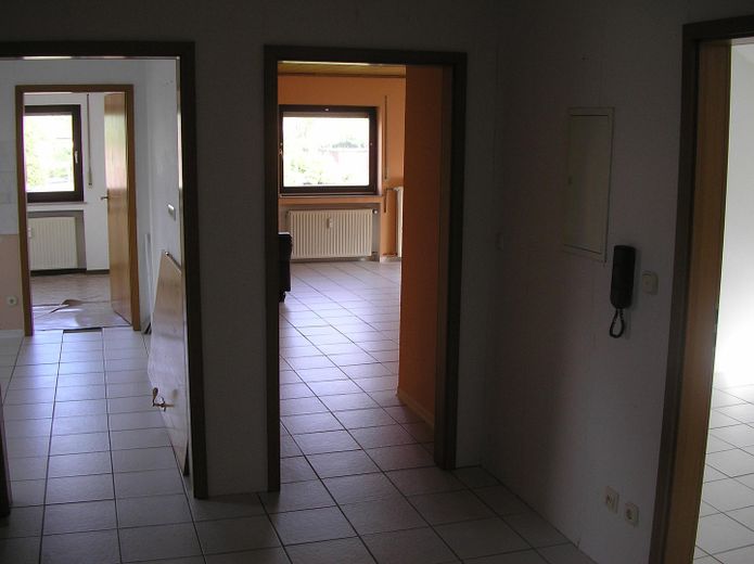 Großzügige 4-Zimmer-Dachgeschosswohnung mit 112 m² in ruhigem 4-Familienhaus in Sinntal – Foto 13