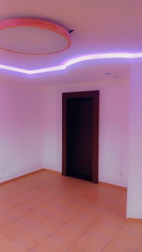 Besser leben im Allgäu – Lichtband Wohnzimmer
