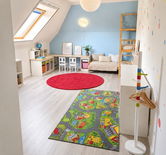 145m² Hausgefühl auf zwei Ebenen- 3 Schlafzimmer, 2 Bäder und 2 TG Stellplätze – Schlafzimmer 2 im OG