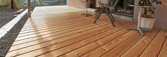 Ostseite Holzterrasse