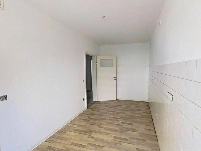 Sakin bir konumda BALKONLU geniş 3 odalı daire – Ansicht II: Küche