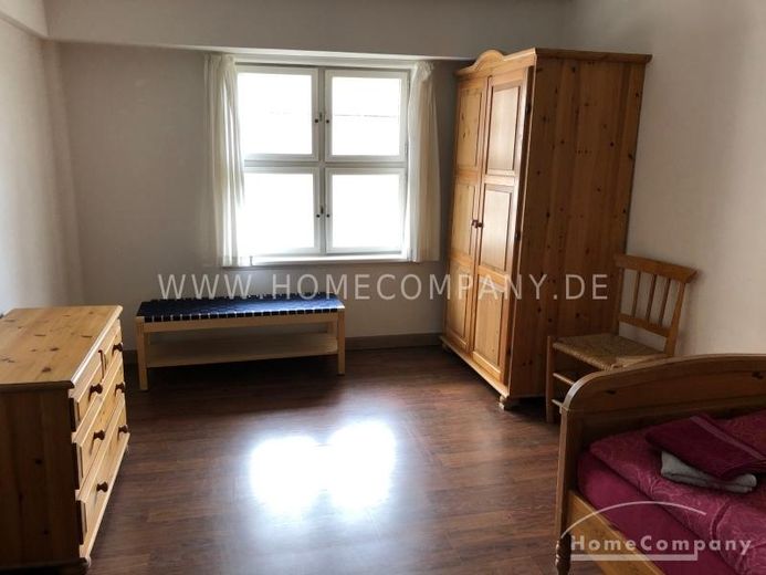 Bellissimo appartamento di 5 locali, arredato, ottime dotazioni. Cortile interno utilizzabile. – 8ac48a904a9c6a84642c7d3d4861a75f3a56a0f8.jpg