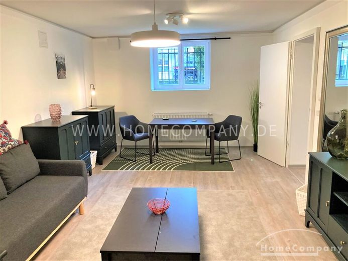24327 HomeCompany Dresden Möbliert/Furnished 2-Zimmer-Apartment in Dresden-Gruna max. 2 Personen – 36158465d49f42b88c4a4bc6dda5848d045cf031.jpg
