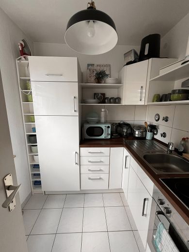 Charmante 1-Zimmer-Wohnung in Top-Lage nahe Flughafen Stuttgart – Foto 3