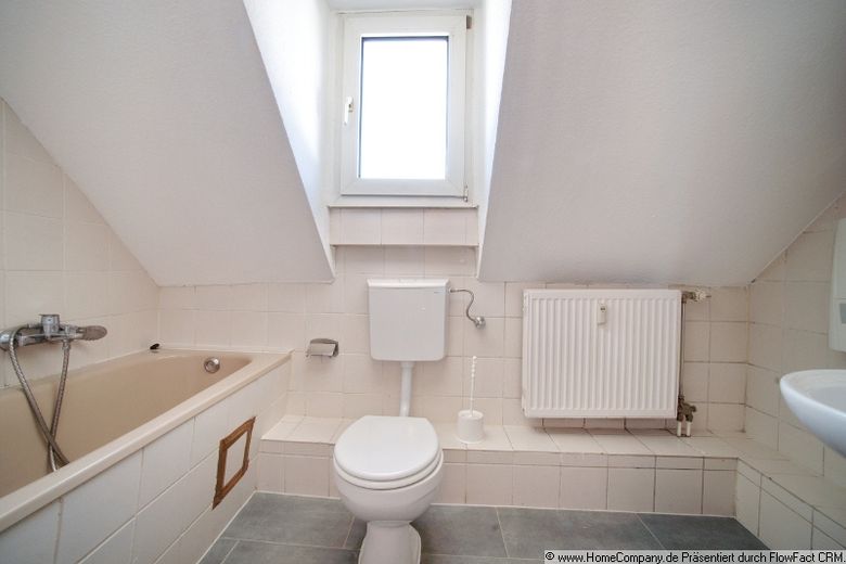 Затишна мансардна квартира в Hagen-Altenhagen – бл. 38 кв. м і добре транспортне сполучення – 3fe1d1ec111496e02a63e7c9abd86935f11e4b5c.jpg