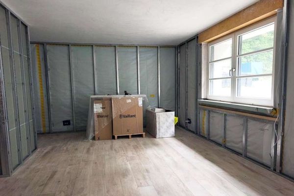 Stolberg'de satılık daire – yeniden inşaatın ileri aşamasında – final tasarımını kendiniz yapın