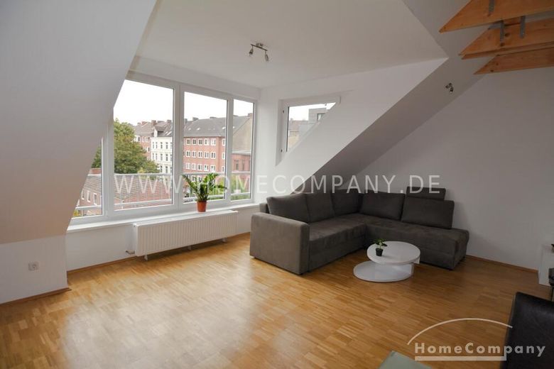 Tolle, zentrale Dachgeschoßwohnung in Kiel, möbliert – 514721cb8fb81fcd964a711c36af67c7992bdcf9.jpg