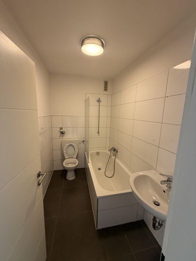 2 odalı daire (53m²) balkonlu – Badezimmer